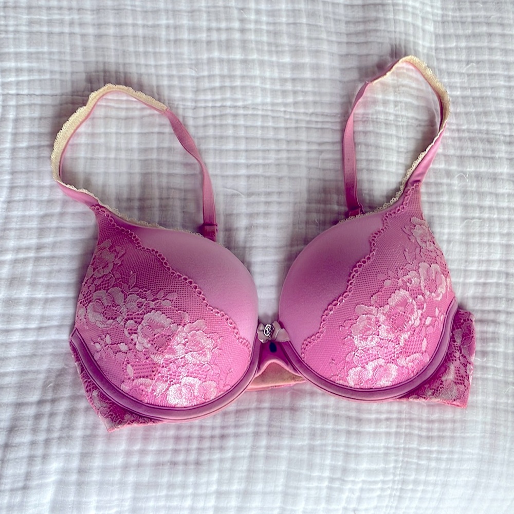 Vintage Body by Victoria Perfect Shape Bra 32D - Pink with Lace Detail